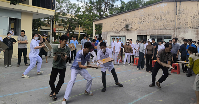 Sôi nổi hoạt động chào mừng Ngày Thầy thuốc Việt Nam 27/2  tại Trung tâm Y tế khu vực Ô Môn